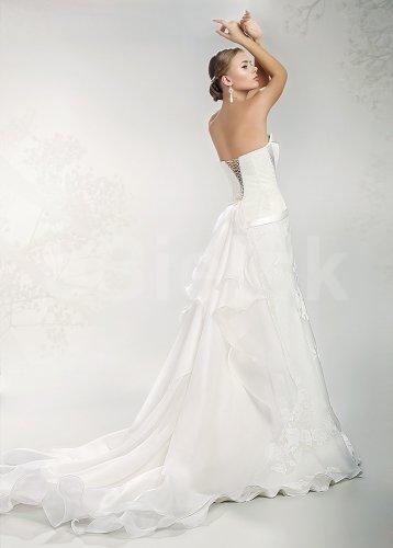 Wyjątkowe  suknie ślubne ! tanio modele 2014