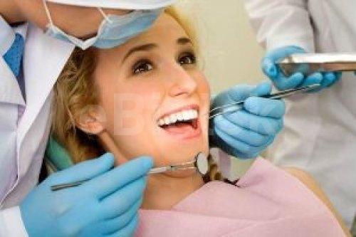Asystentka stomatologiczna-wybierz pewny zawód na rynku pracy.